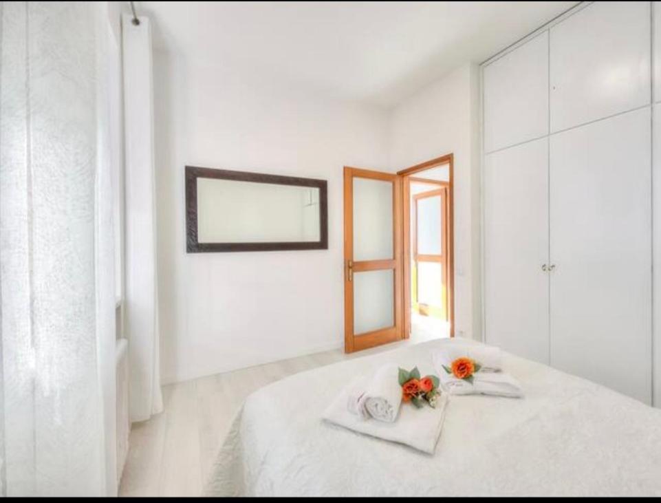 Apartment With View Lake Maggiore/Laveno Mombello Exterior photo